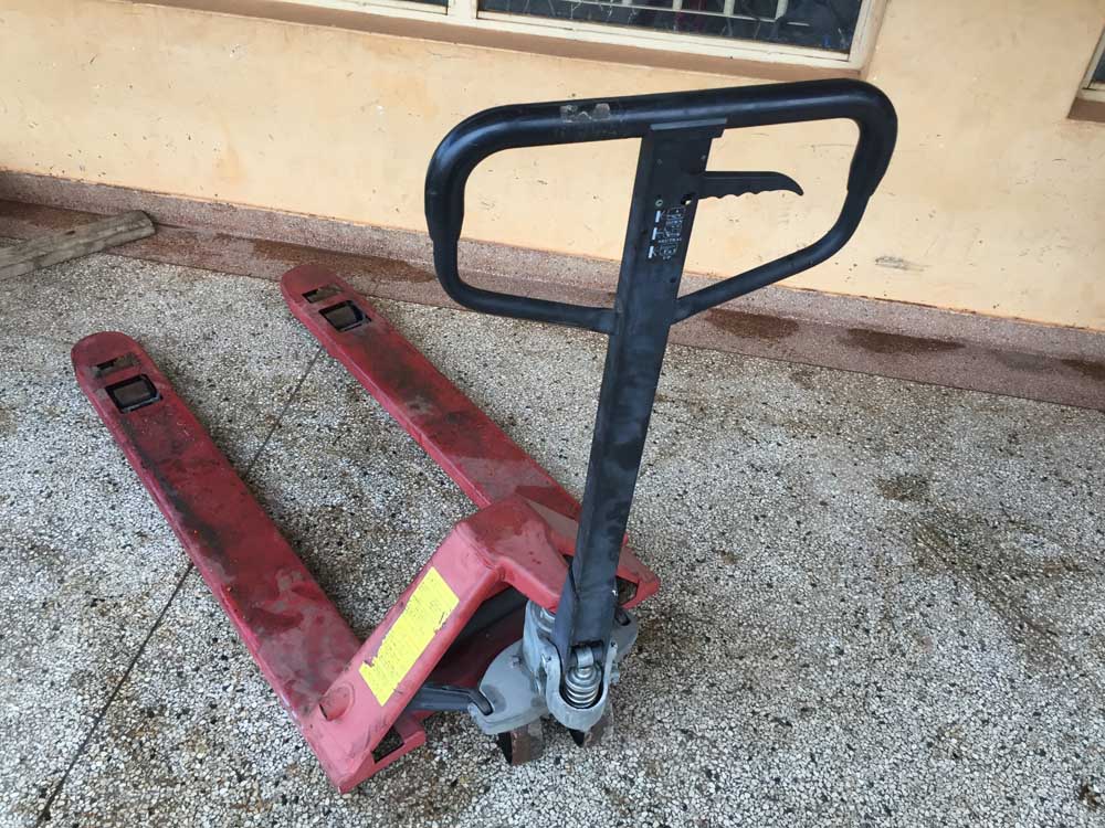 Used Delivery Trolley, Sale Price: Ugx 2,000,000, JM Auto Parts Uganda, Motor Spare Parts Shop in Kampala Uganda, Ugabox