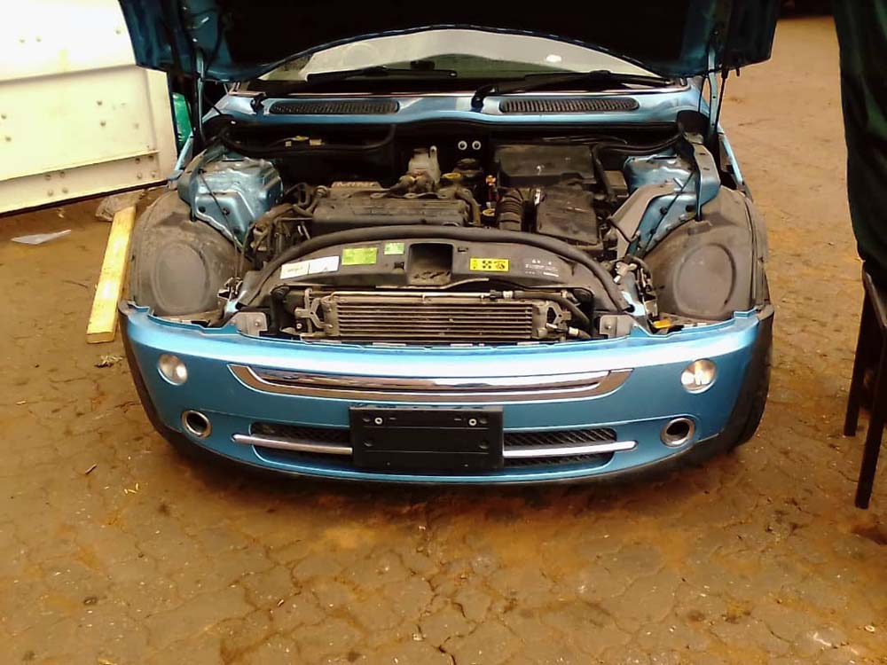 Mini Cooper 2005 Model for Sale in Kampala Uganda, Sale Price: 23,000,000, Second Hand Car, Motor Spare Parts Shop in Kampala Uganda, Ugabox