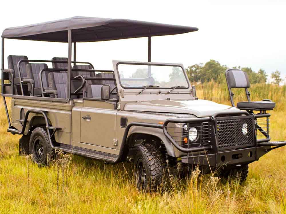 Tours And Travel Car Hire Services in Uganda. Tours And Travel Executive Cars | Executive Bridal Transport/ Bridal Cars. Mutinisa Motors And Safaris Ltd-Uganda For All Executive Tour Car Hire Services in Kampala Uganda, Ugabox