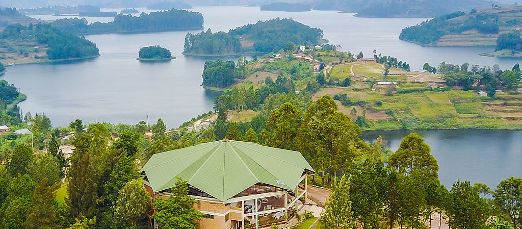 Bunyonyi Safaris Uganda, Accommodation, Nature Lodges, Nature Walks, Biking, Boat Ride, Canoeing, Community Tours, Bird Watching, Cultural Tourism, Games, Team Building Activities Uganda