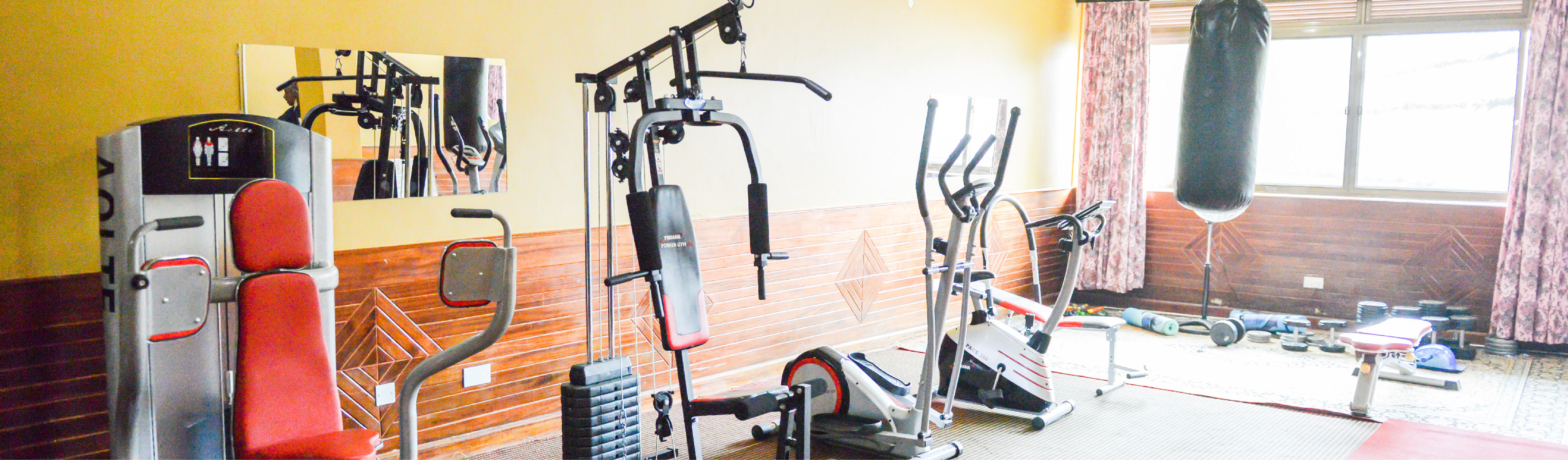 Bunyonyi Safaris Uganda, Accommodation, Nature Lodges, Nature Walks, Biking, Boat Ride, Canoeing, Community Tours, Bird Watching, Cultural Tourism, Games, Team Building Activities Uganda