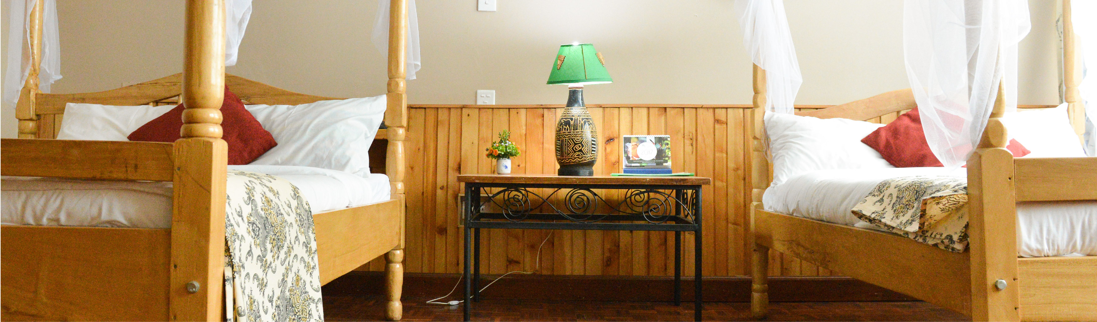 Bunyonyi Safaris Uganda, Accommodation, Nature Lodges, Nature Walks, Biking, Boat Ride, Canoeing, Community Tours, Bird Watching, Cultural Tourism, Games, Team Building Activities Uganda