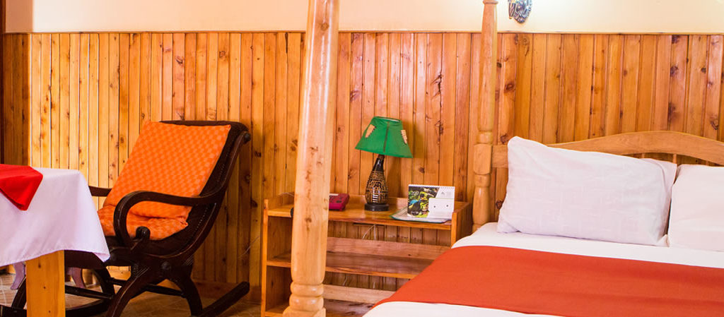 Bunyonyi Safaris Uganda, Accommodation, Nature Lodges, Nature Walks, Biking, Boat Ride, Canoeing, Community Tours, Bird Watching, Cultural Tourism, Games, Team Building Activities Uganda