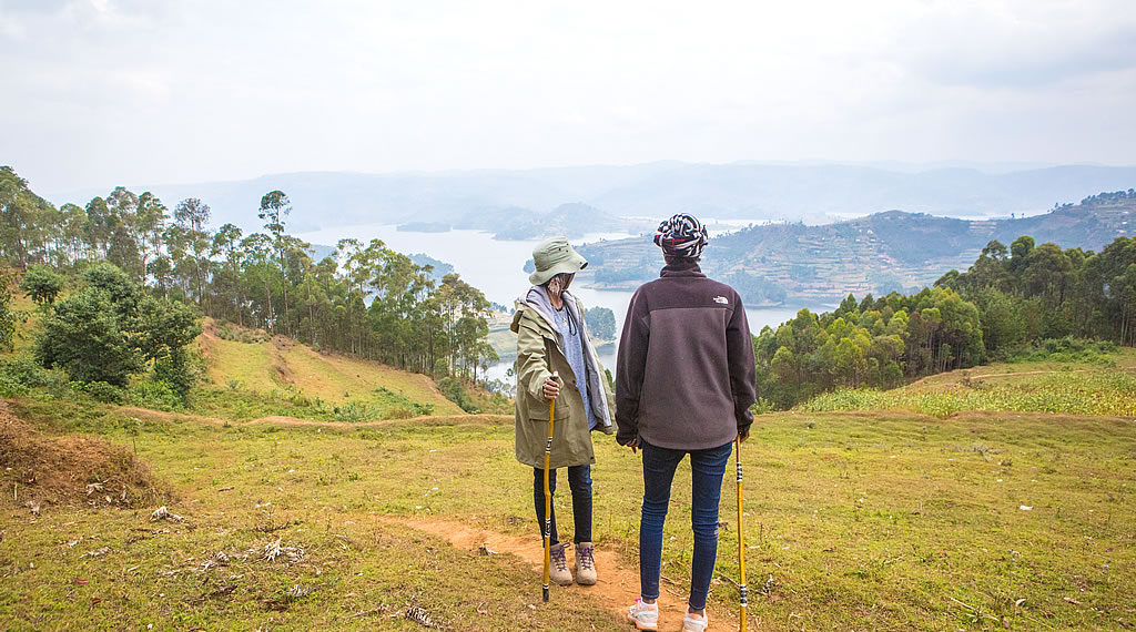 Bunyonyi Safaris Uganda, Accommodation, Nature Lodges, Nature Walks, Biking, Boat Ride, Canoeing, Community Tours, Bird Watching, Cultural Tourism, Games, Team Building Activities Uganda