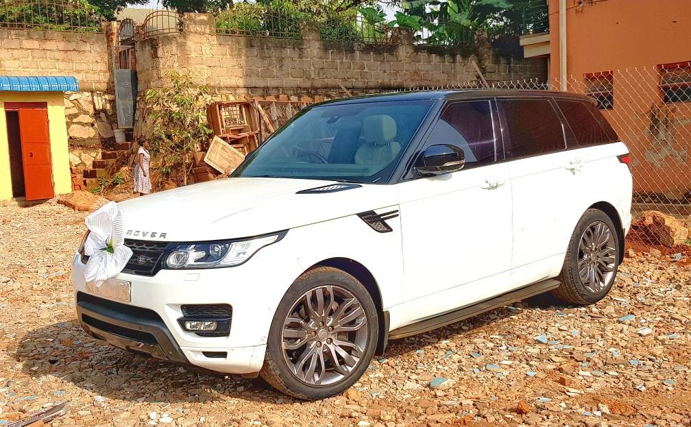 Bridal Cars for Hire in Kampala Uganda, Wedding Cars Uganda, High End Vehicles and Cars for Tranport in Uganda from Fast Lane Transport Solution Uganda, Ugabox