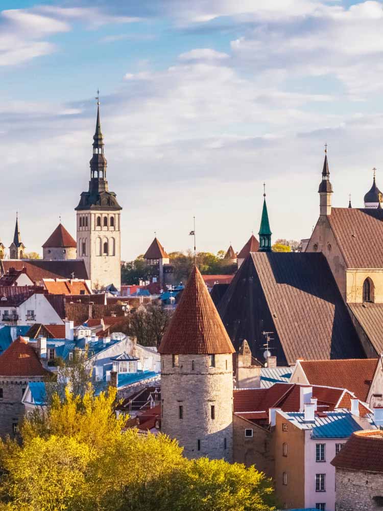 Top Attractions Estonia. Estonia Leading Tourist Attractions. Holiday Tours And Travel. Ugabox.com