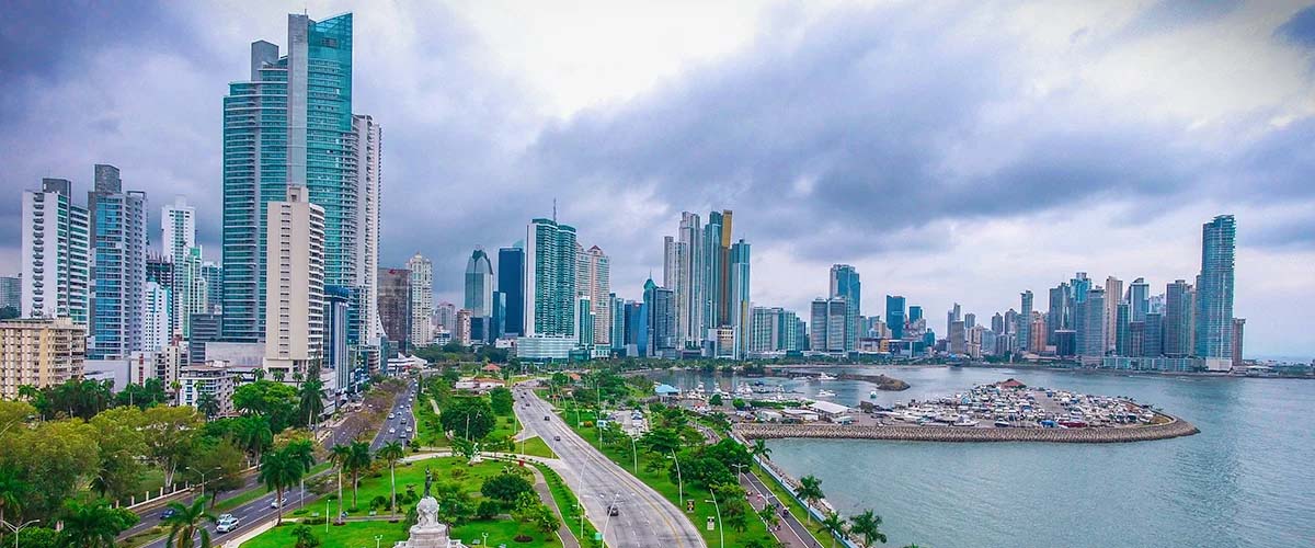 Panama. Panama Tourist Attractions. Panama Holiday Destinations, Tours And Travel. Panama Business And Investment. Information, Tourism, Trade, Brands And Companies. Ugabox.com