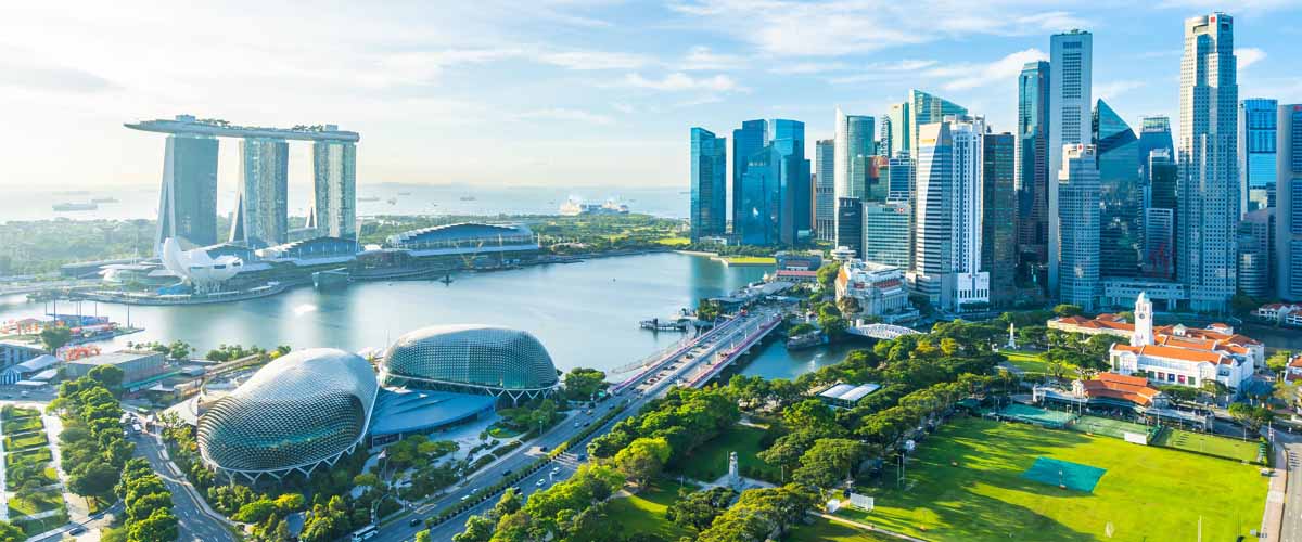 Singapore. Singapore Tourist Attractions. Singapore Holiday Destinations, Tours And Travel. Singapore Business And Investment. Information, Tourism, Trade, Brands And Companies. Ugabox.com
