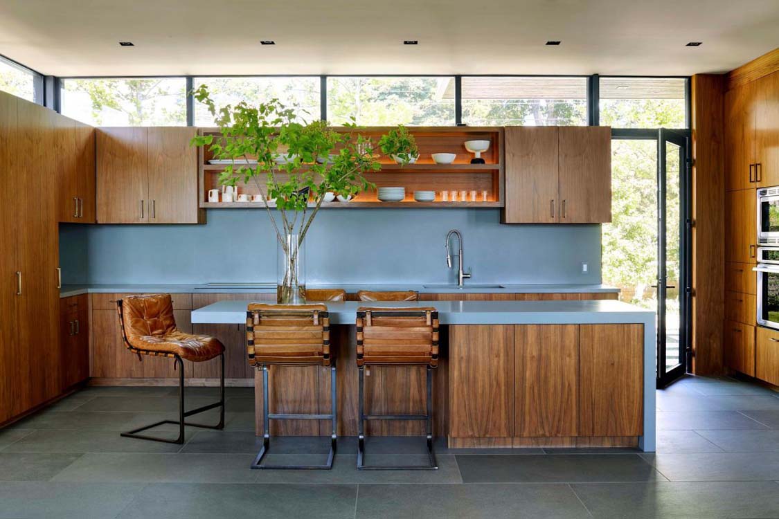 Wood Kitchen Cabinet Design for Sale in Kampala Uganda. Modern Kitchen Design And Installation in Uganda. Carpentry Services for: Home Furniture, Hotel and Restaurant Furniture, House and Apartment Kitchen Design in Kampala-Uganda. Modern Wood Furniture Design in Kampala Uganda, Masterwood Investments Uganda, Ugabox.