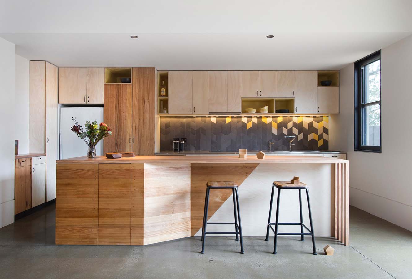 Wood Kitchen Cabinet Design for Sale in Kampala Uganda. Modern Kitchen Design And Installation in Uganda. Carpentry Services for: Home Furniture, Hotel and Restaurant Furniture, House and Apartment Kitchen Design in Kampala-Uganda. Modern Wood Furniture Design in Kampala Uganda, Masterwood Investments Uganda, Ugabox.