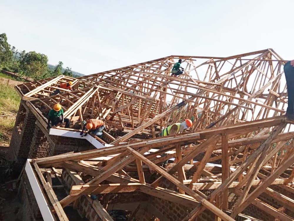 Macoi Roofings Uganda. Professional Roofing Company In Kampala Uganda. Wood, Steel/Metal Roofing In Kampala Uganda, Residential Roofing, Industrial And Commercial Roofing, Roofing And Construction Contractors, Roof Repairs, Technical Roofing in Uganda. Ugabox