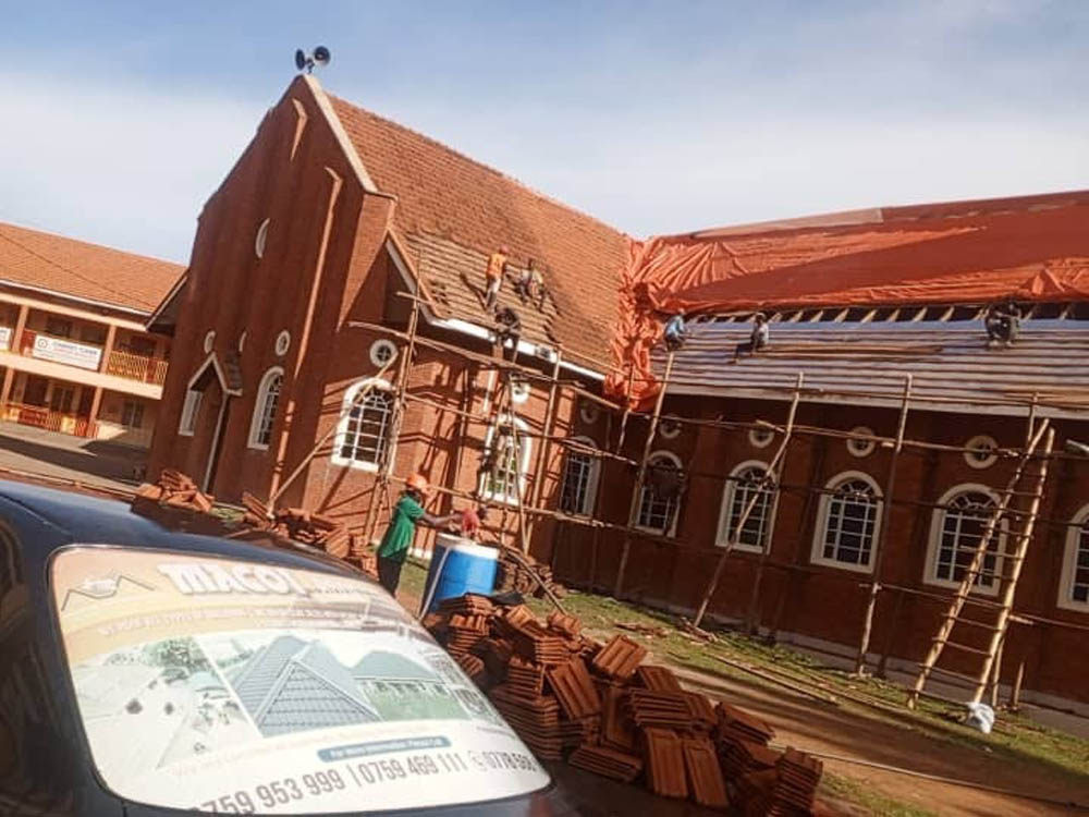 Roofing Services Uganda. Roof Construction Services. Timber/Wood And Metal/Steel Roof Construction Services In Kampala Uganda. Macoi Roofings Uganda For Professional Roofing Services In Kampala Uganda. Ugabox