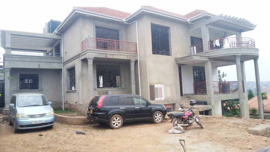 Painting Services Uganda. Interior Design Through Colour. House Painters. Painting Company In Kampala Uganda. Moditec Interior Design Ltd Uganda For Professional Modern Painting Services In Kampala Uganda. Ugabox