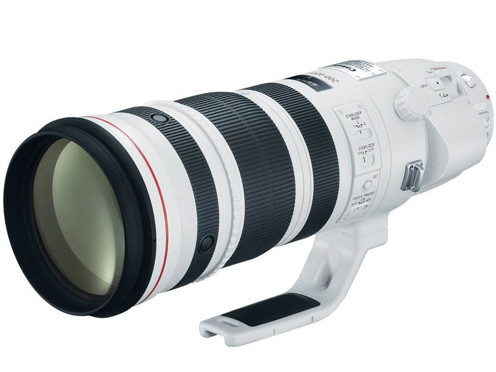 Canon EF 200-400mm f/4L IS USM Lens with 1.4x Extender for Sale in Uganda, Canon EF Mount Lens/Canon Lenses in Uganda. Professional Camera Lenses/Camera Accessories Shop Online in Kampala Uganda. Professional Cinema Cameras and Digital Photography Gear, Photographer and Cinematographer Equipment, Film-Video And Photography Camera Equipment Supplier in Uganda, Ugabox