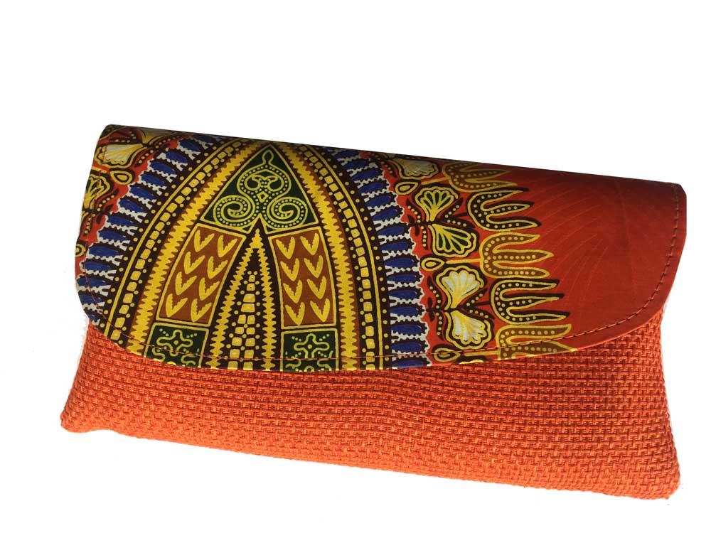 Clutch Bag Uganda, Purse Bags Uganda, Art and Crafts Uganda, Johnay Artz Kampala Uganda, Buganda Road Craft Village