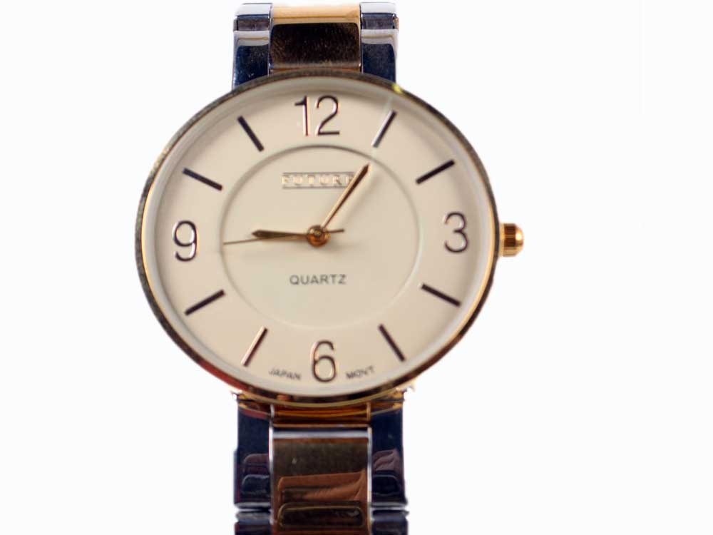 Future Watch for Sale Uganda, Code 82025 Colour Silver Cream Face, Essence Spa Lounge Kampala Uganda, Gift Shop Ugabox