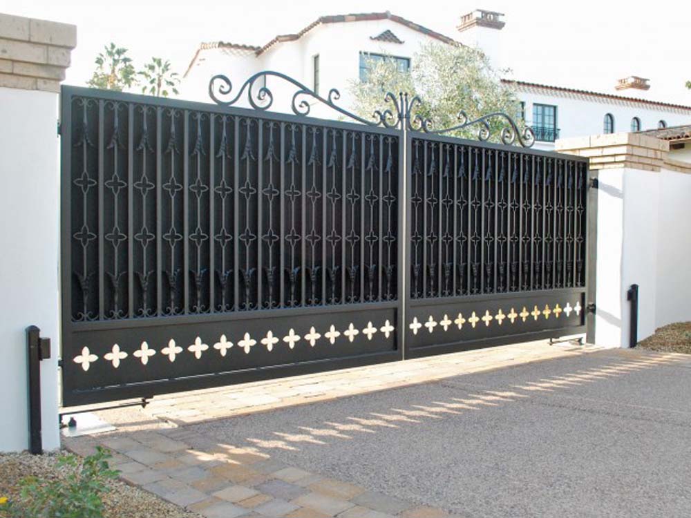 Metallic Gates Uganda, Steel Fabrication Company Uganda, Uganda Metal Works, Steel Windows & Doors, Steel Companies Uganda, Stainless Steel Metal Works, Metal Doors & Windows, Steel Doors, Metal Welders , Metal Fabrication & Works Kampala Uganda, Ugabox