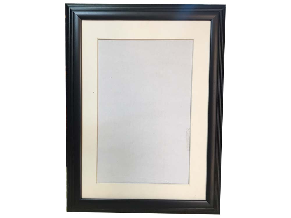 Photo Frames for Sale Kampala Uganda, Home Decor Uganda, Display Photo Frames, Photography, Photo Frame Wall Hanging, Art and Crafts, Photography Shop Kampala Uganda, Ugabox