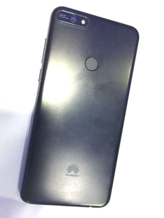 Huawei Y7 2018 16GB for Sale in Kampala Uganda, Price Ugx 550,000, Used smart phones in good condition in Uganda, Ugabox 