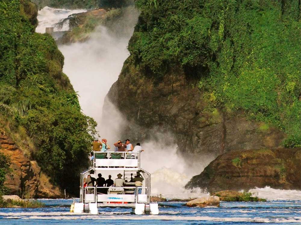 Tour and travel Uganda directory. Tour operators and Travel agents, travel companies, Accommodation services for tourists; hotels, camping sites, and safari lodges. Popular destinations and places to visit in Uganda. Ugabox.com