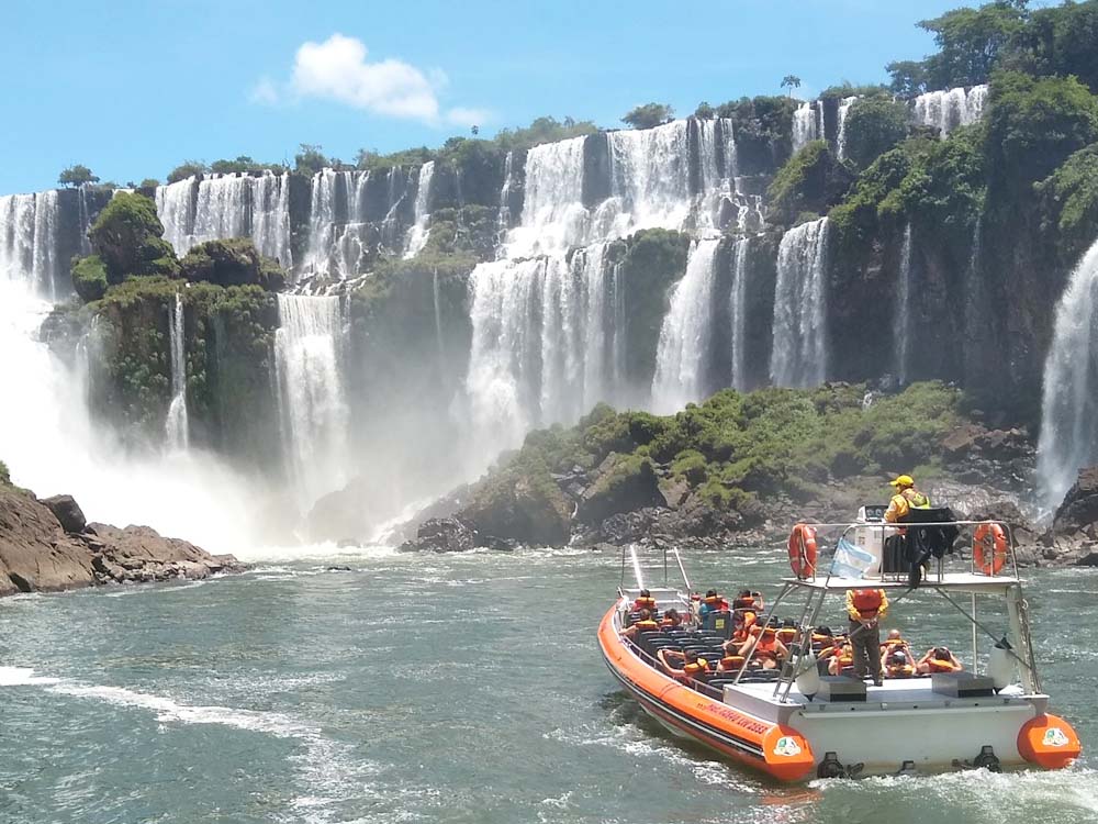 Visit Argentina. Explore Argentina: stunning natural wonders, landscapes, landmarks and experience unique cultures, food, places and adventures. Plan your next trip with us. Travel, tour guides and business and holiday destinations. Ugabox.com
